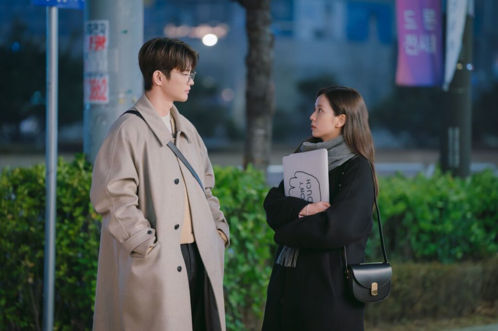 Jisoo's emotional acting scene in Boyfriend on Demand