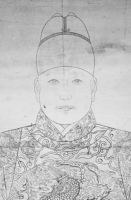 A historical ink-line draft (Cho-bon) of King Yeongjo's portrait, Treasure No. 932, showing the detailed facial features and the royal robe of a Joseon monarch.